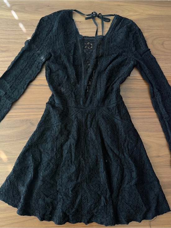 Tobi Dresses & Skirts - Tobi Long-Sleeve Black Lace Fit-and-Flare Dress